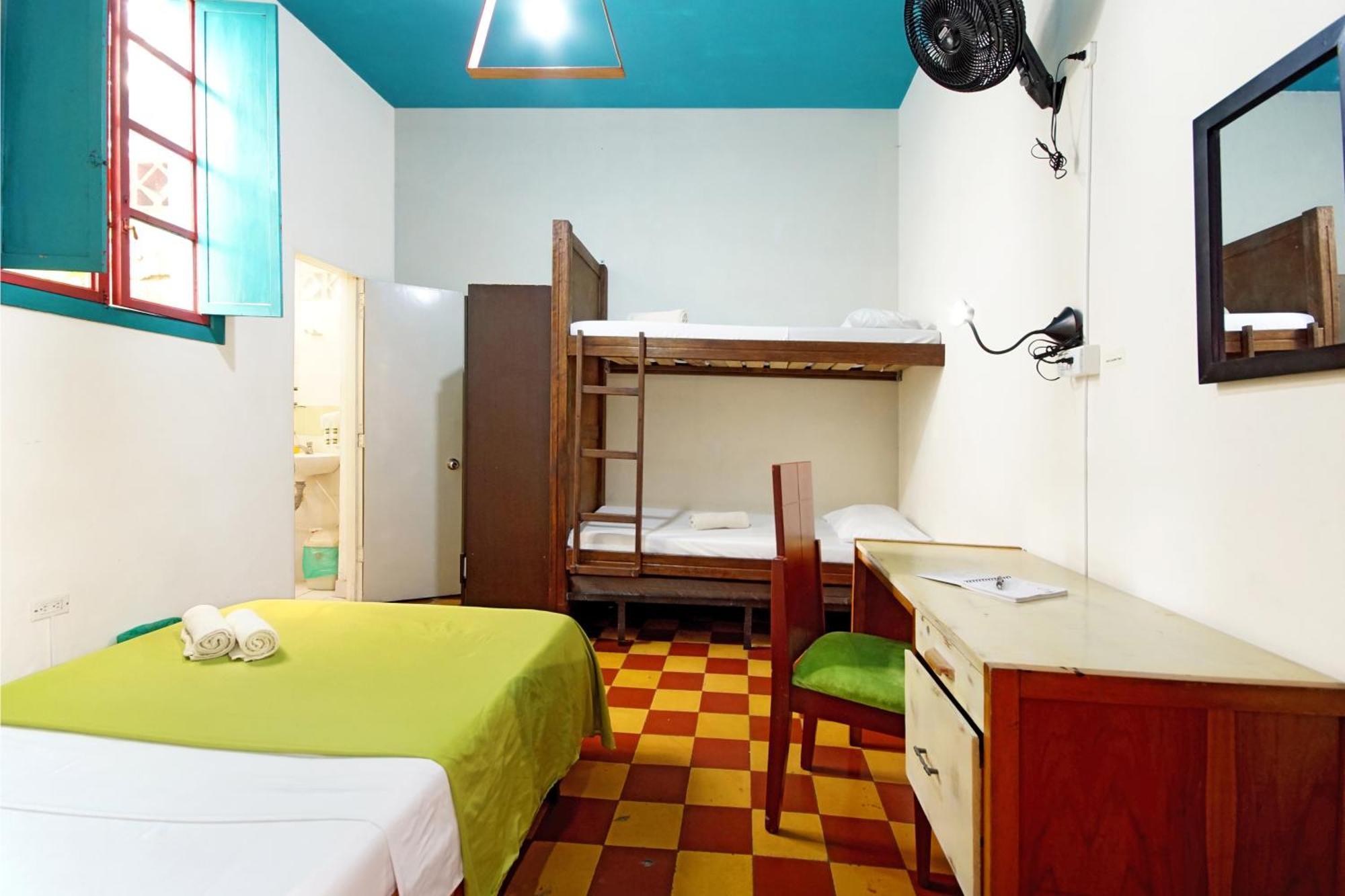 Ding-Dong Hostel Cali Exteriér fotografie