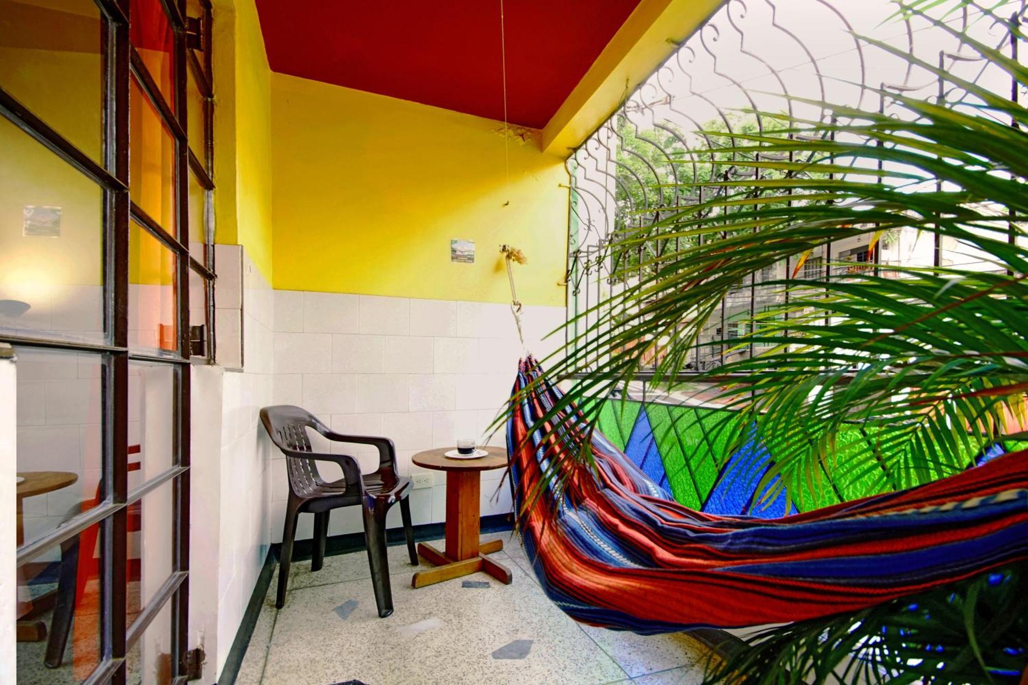 Ding-Dong Hostel Cali Exteriér fotografie